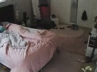 Camsoda Adult Video Chat of voyeurcam-house-charleys-room
