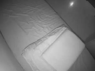 Camsoda Private Sex Chat of voyeurcam-julmodels-greybed-2