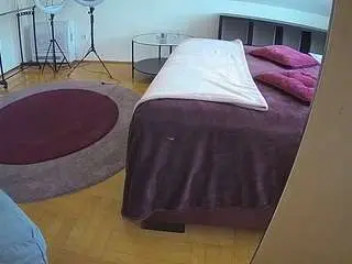 Camsoda Adult Webcams of voyeurcam-julmodels-whitebed-6