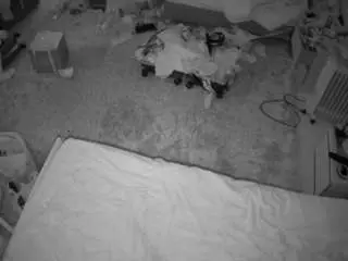 Camsoda Live Porn of voyeurcam-julmodels-whitebed-5