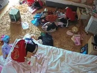 Camsoda Live Sex of voyeurcam-julmodels-whitebed-5