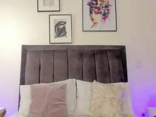 Camsoda Sex Chat of helen-moorex