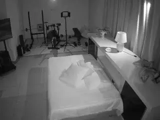 Camsoda Live Sex of voyeurcam-jb-office-1