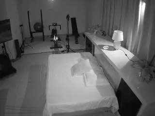 Camsoda Best Webcam of voyeurcam-jb-office-1