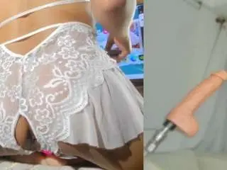 Camsoda Free Porn Cam of sara-evans03