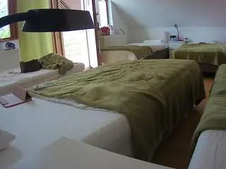 Camsoda Best Webcam of voyeurcam-julmodels-bed-2