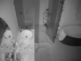 Camsoda Adult Video Chat of voyeurcam-casa-salsa-bathroom-6