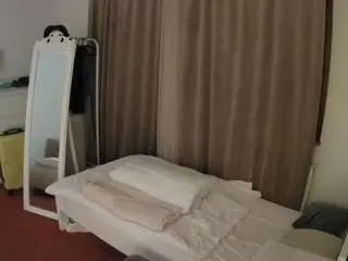 Camsoda Watch Live Sex Cams of voyeurcam-julmodels-reallife-3