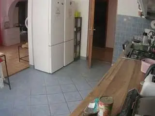 Camsoda Nude Webcam of voyeurcam-julmodels-kitchen