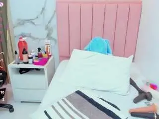 Camsoda Free Live Porn of catiajones