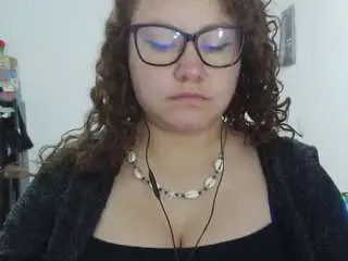 Camsoda Free Porn Cam of curly-greeneyed