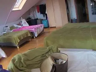 Camsoda Best Webcam of voyeurcam-julmodels-bed-3