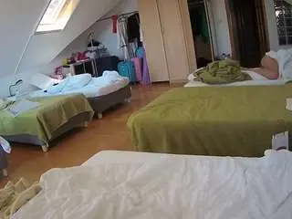 Camsoda Live Sex Cam of voyeurcam-julmodels-bed-3