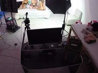 Camsoda Adult Video Chat of voyeurcam-jb-photo-studio