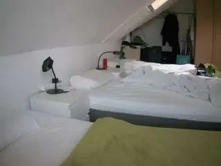 Camsoda Sex Cam of voyeurcam-julmodels-bed-4