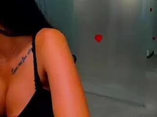 Camsoda Adult Webcam of queenrafaelle