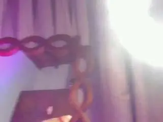 Camsoda Free Porn Cam of hellzel-moon