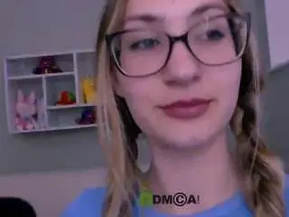 Camsoda Adult Webcams of so-hot-rosalie