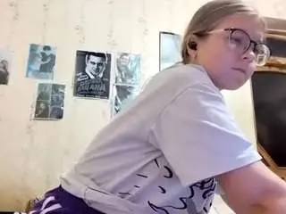 Camsoda Free Porn Cam of adrienefrock