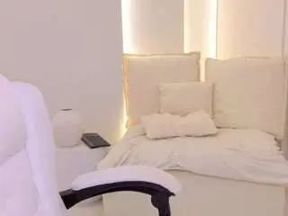 Camsoda Adult Webcam of j3nnaxx