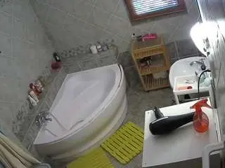 Camsoda Live Porn of voyeurcam-julmodels-bath-1st-2