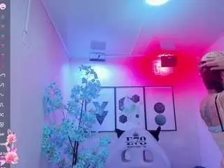 Camsoda Live Sex Cam of tamaragrays