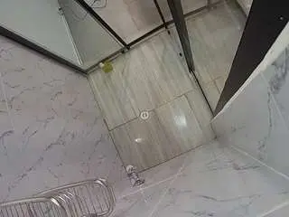 Camsoda Private Sex Chat of voyeurcam-jb-shower-2