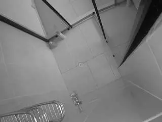 Camsoda Free Porn Cam of voyeurcam-jb-shower-2