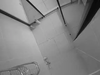 Camsoda Free Porn Cam of voyeurcam-jb-shower-2