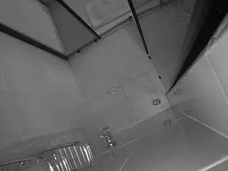 Camsoda Private Sex Chat of voyeurcam-jb-shower-2