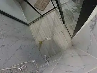 Camsoda Nude Webcam of voyeurcam-jb-shower-2