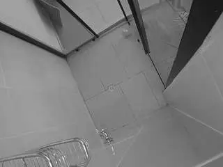 Camsoda Sex Cam of voyeurcam-jb-shower-2