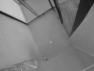 Camsoda Adult Webcams of voyeurcam-jb-shower-2