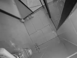 Camsoda Private Sex Chat of voyeurcam-jb-shower-2