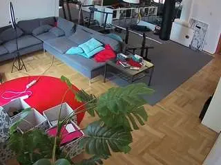 Camsoda Live Porn of voyeurcam-julmodels-living-2