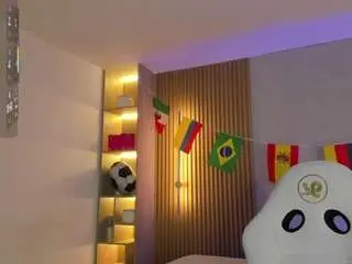 Camsoda Sex Cam of liah-cleir