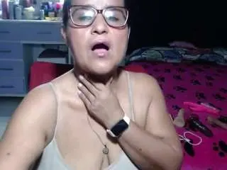 Camsoda Adult Webcams of samy-mature