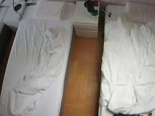 Camsoda Watch Live Sex Cams of voyeurcam-julmodels-bed-5