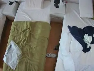 Camsoda Best Webcam of voyeurcam-julmodels-bed-5