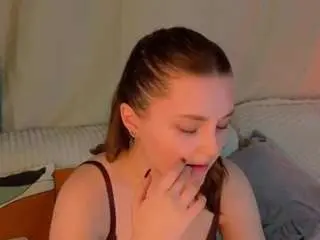 Camsoda Nude Webcam of dellaberliner