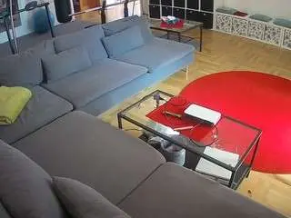 Camsoda Adult Webcams of voyeurcam-julmodels-living-3