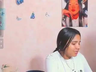 Camsoda Private Sex Chat of sara-mia