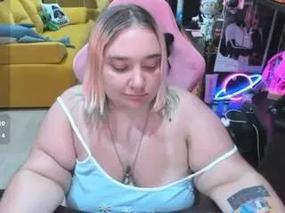 Camsoda Sex Cam of softie-sofy