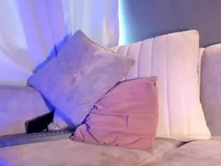 Camsoda Nude Webcam of hannahdavisx