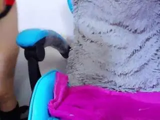 Camsoda Free Porn Cam of klylls-squirt