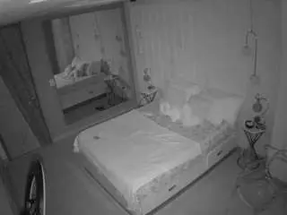 Camsoda Live Sex of voyeurcam-casa-salsa-bedroom-2