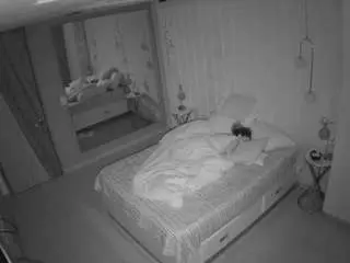 Camsoda Nude Webcam of voyeurcam-casa-salsa-bedroom-2