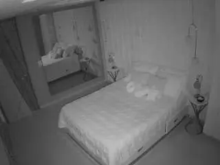 Camsoda Live Sex Cam of voyeurcam-casa-salsa-bedroom-2