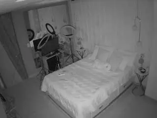 Camsoda Sex Chat of voyeurcam-casa-salsa-bedroom-2