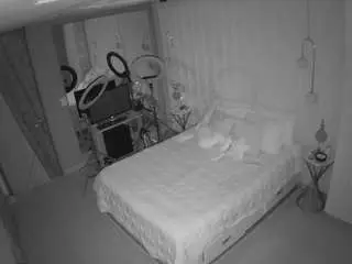 Camsoda Adult Video Chat of voyeurcam-casa-salsa-bedroom-2